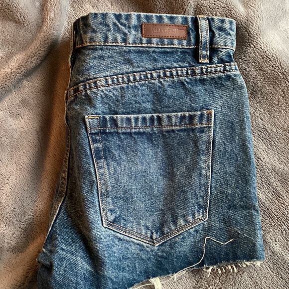 New with tags blanknyc The Barrow shorts - Picture 2 of 3